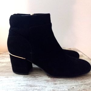 WOMEN'S Suede Easy Spirit Ankle Booties